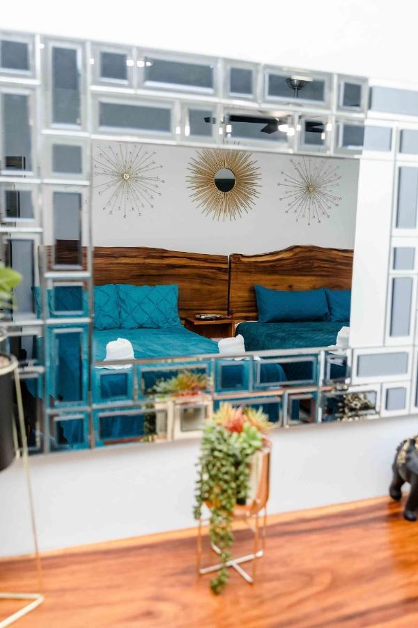 Hotel Naomi City Center Bacalar Bagian luar foto