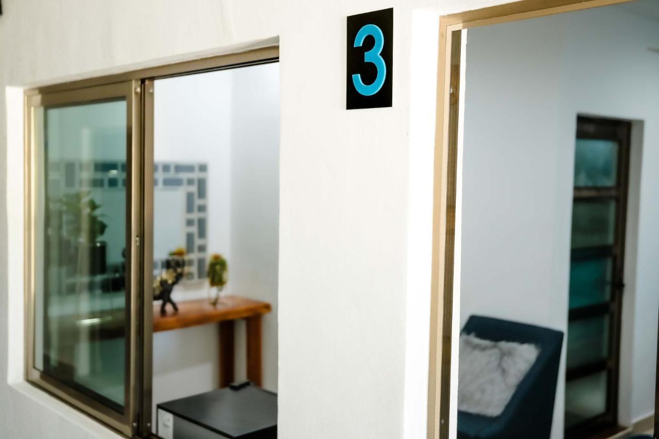 Hotel Naomi City Center Bacalar Bagian luar foto