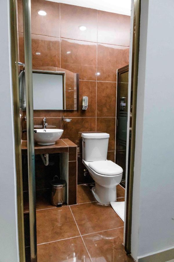 Hotel Naomi City Center Bacalar Bagian luar foto